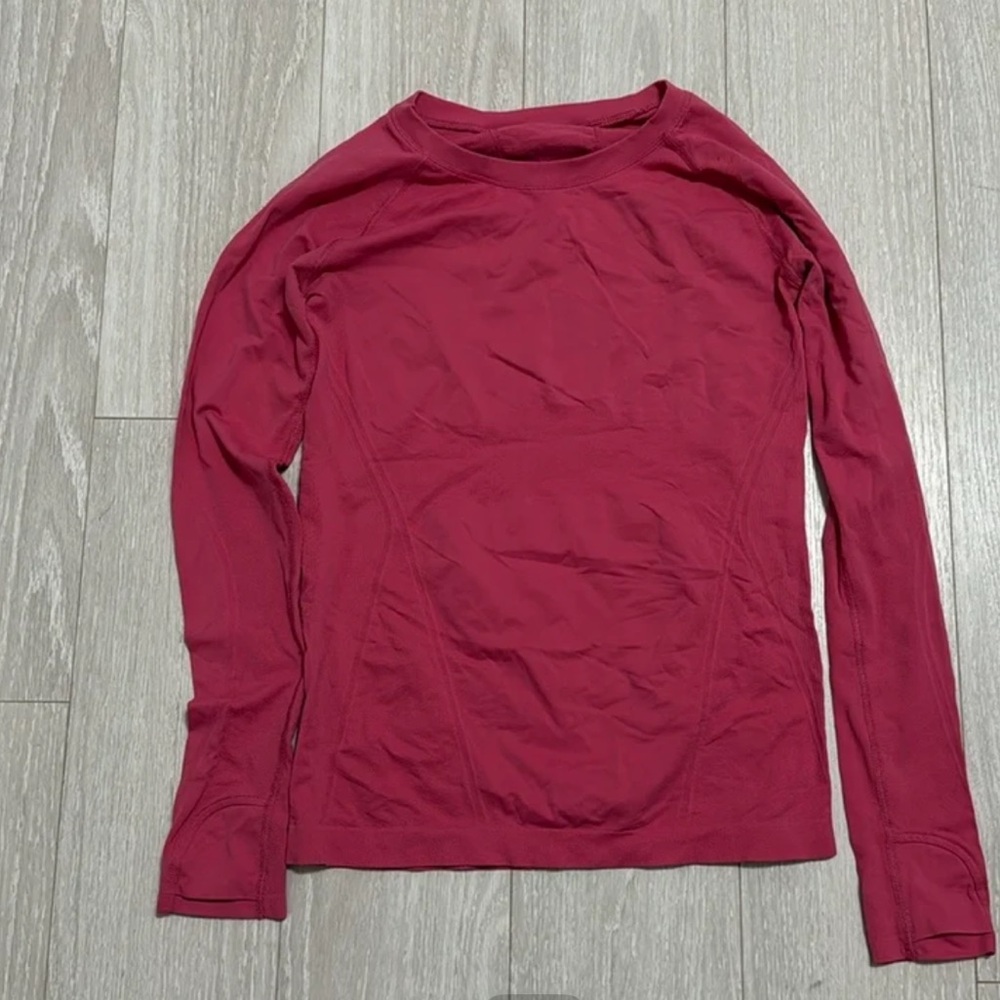 ATHLETA Momentum Seamless
Top Passion Pink (Medium)